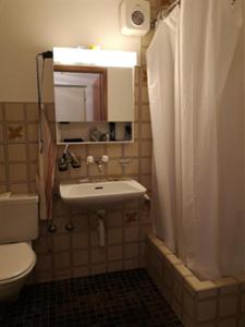 Dusch/WC (Musterfoto)