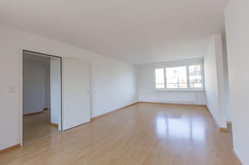 Wohnen/Essen (Musterfoto)